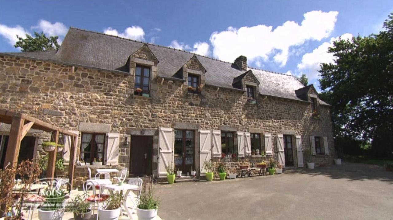 Ty Daou Gwez Bed & Breakfast Irodouer Bagian luar foto