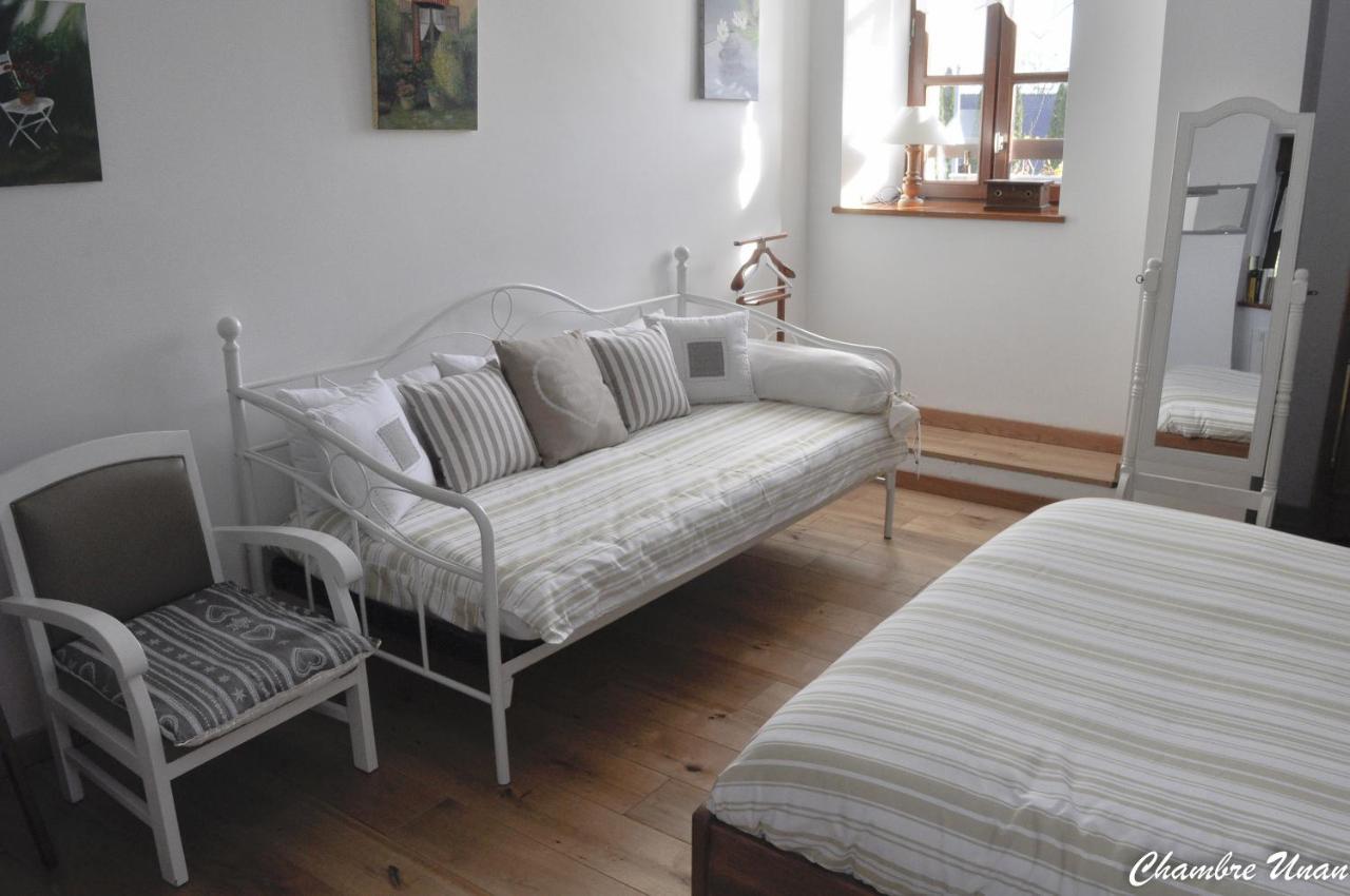 Ty Daou Gwez Bed & Breakfast Irodouer Bagian luar foto