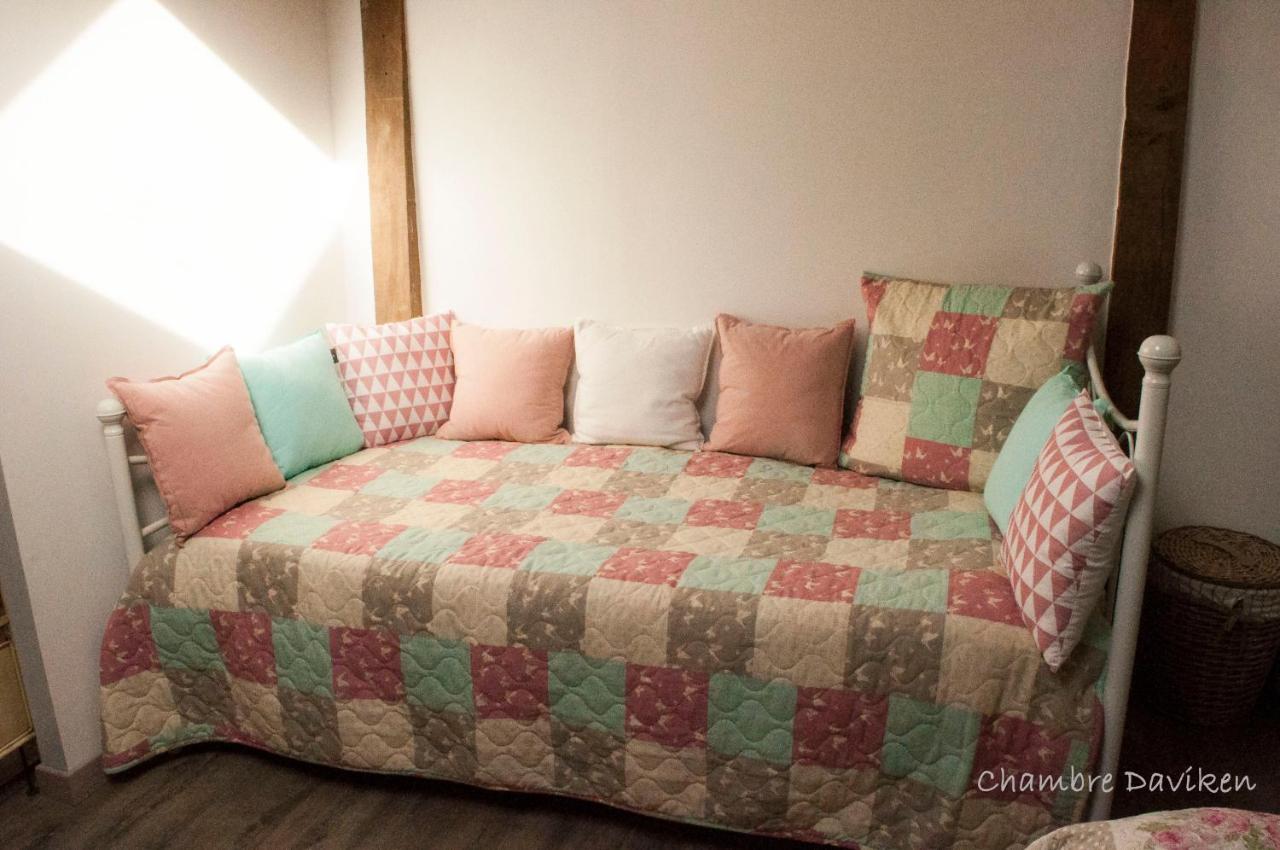 Ty Daou Gwez Bed & Breakfast Irodouer Bagian luar foto